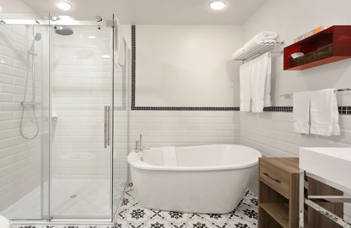 Old Montreal Hotel | Hotel Bonaparte