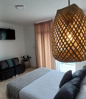 Corozal Hotel | Hotel Botanica