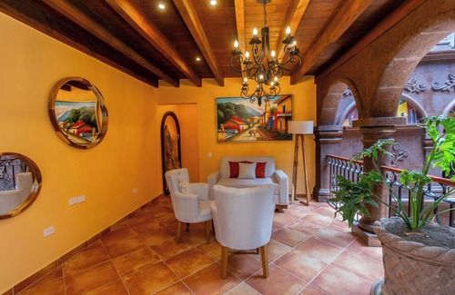 Zona Centro Hotel | Hotel Boutique Five Queens