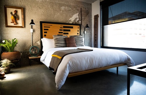 Avenida Revolucion Hotel | Hotel Boutique Lafayette Tijuana