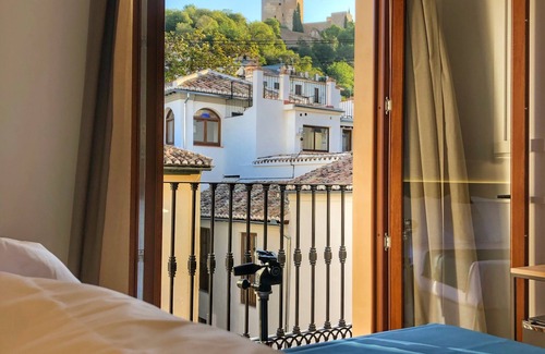 Central District Hotel | Hotel Boutique Puerta de las Granadas