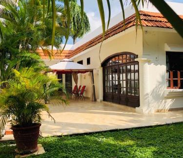 Colonia Andres Bed & Breakfast | Hotel Boutique Villas Segovia Cozumel