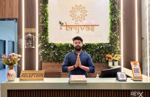 Vrindavan Hotel | Hotel Brij Vas