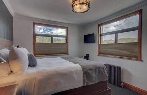 Downtown Steamboat Springs Hotel | Hotel Bristol