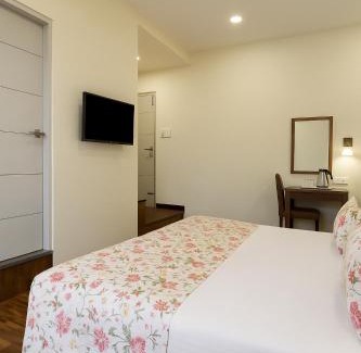 Dharavi House | Hotel Bull's Eye
