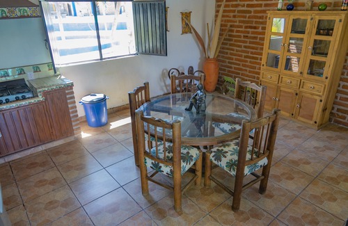 Acatlan de Juarez Hotel | Hotel & Bungalows Las Palmas