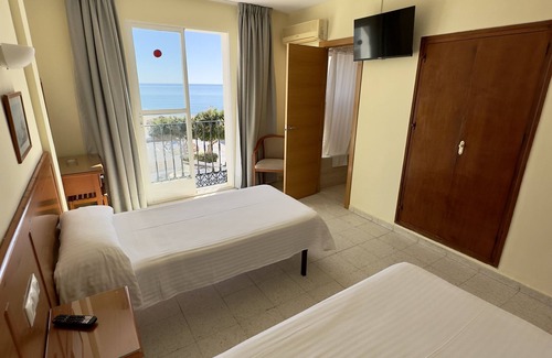 Carihuela Hotel | Hotel Cabello