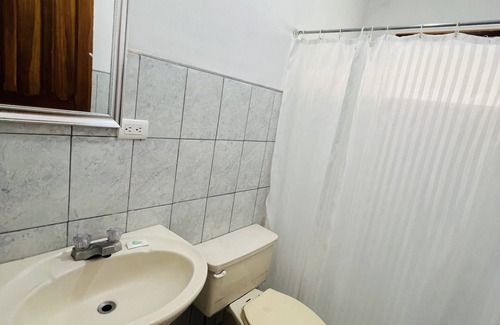 Jaco Hotel | Hotel Cabinas El Coral