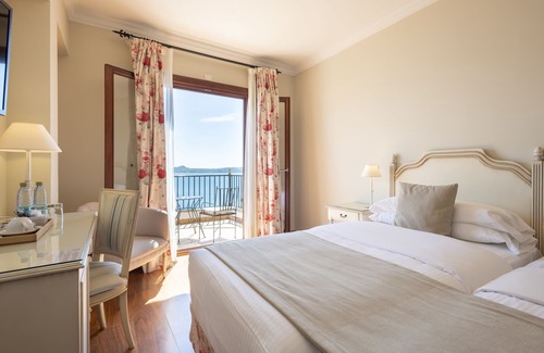 Cala Fornells Hotel | Hotel Cala Fornells