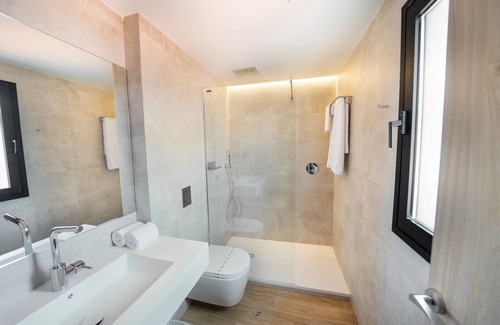 Esquerra de l'Eixample Hotel | Hotel Caledonian