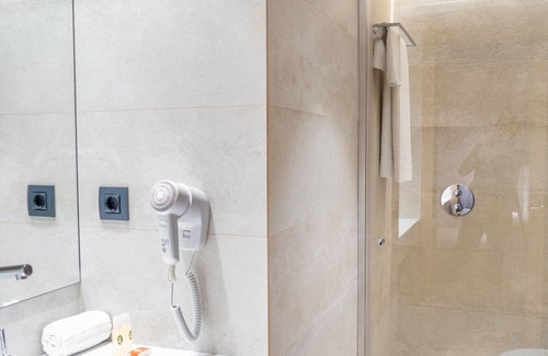 Esquerra de l'Eixample Hotel | Hotel Caledonian