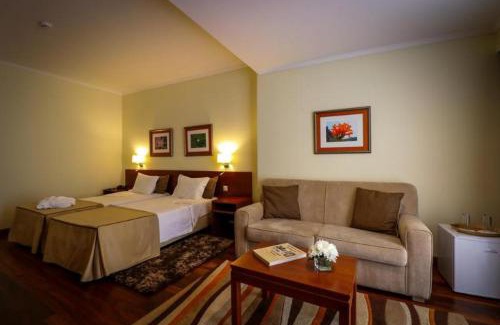 Ponta Delgada Hotel | Hotel Camoes