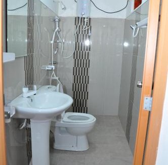 Debarawewa Hotel | Hotel Camorich