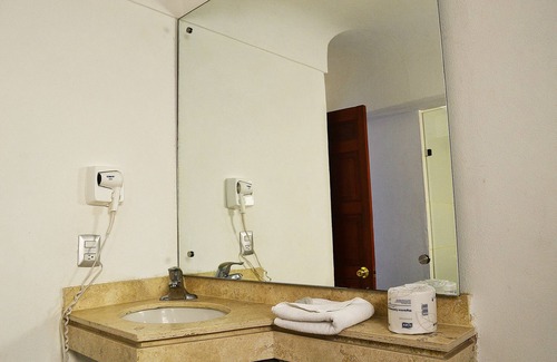 Leon Hotel | Hotel Campestre Inn