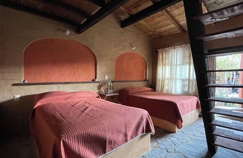 Taxco de Alarcon Hotel | Hotel Campestre Los Adobes