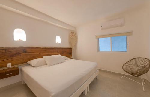 Puerto Morelos Hotel | Hotel Caracol Puerto Morelos