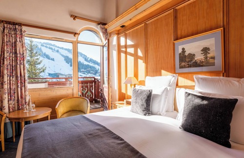 Courchevel Hotel | Hotel Carlina Courchevel