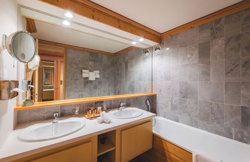 Courchevel Hotel | Hotel Carlina Courchevel