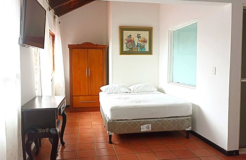 Playa Ocotal Hotel | Hotel Casa Blanca