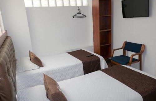 Normandia Hotel | Hotel Casa Botero 101