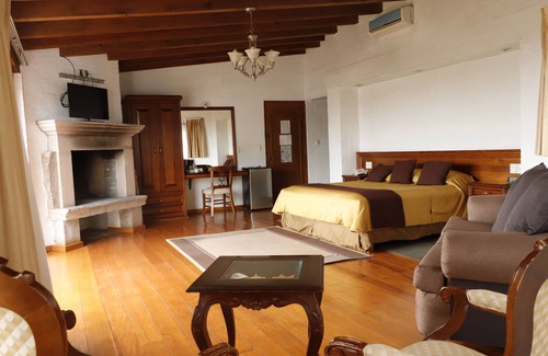 Morelia Hotel | Hotel Casa de La Loma