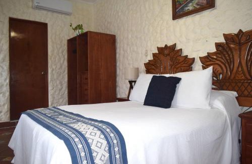 Puerto Morelos Hotel | Hotel Casa el Moro
