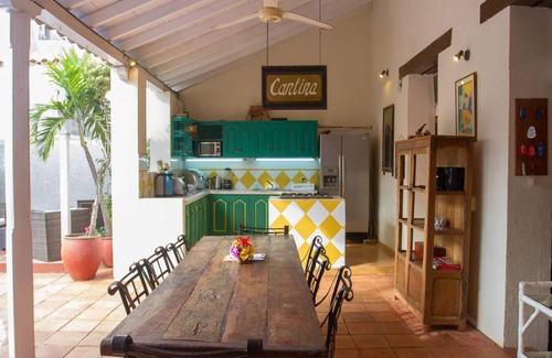 Cartagena Walled City Bed & Breakfast | Hotel Casa Relax
