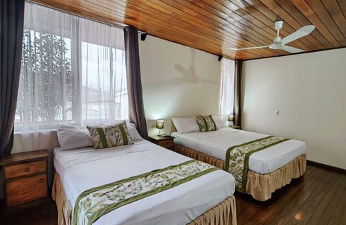 Alajuela Hotel | Hotel Casa Tago