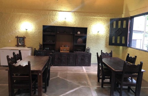 Sector 3 Bed & Breakfast | Hotel Casa Vieja