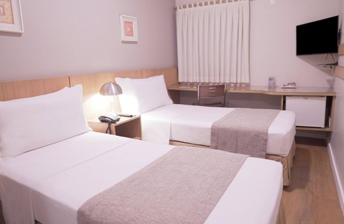 Goiania Hotel | Hotel Castelo Inn
