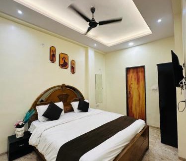 Indore Hotel | Hotel Castle inn