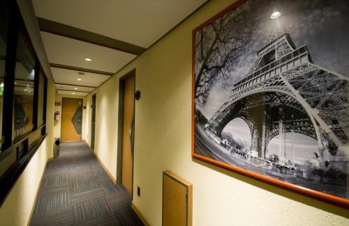 Cuauhtemoc Hotel | Hotel Catalina