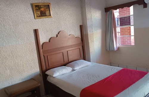 Nuevo Laredo Hotel | Hotel Cazadores