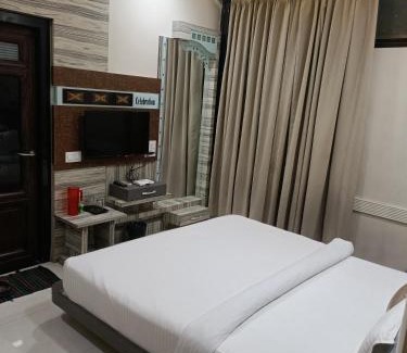 Jaora Hotel | Hotel celebration residency