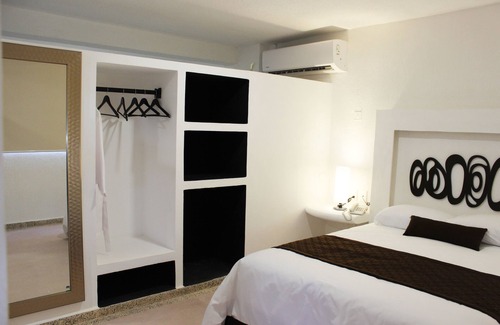 Boulevard Barra Vieja Hotel | Hotel Celin