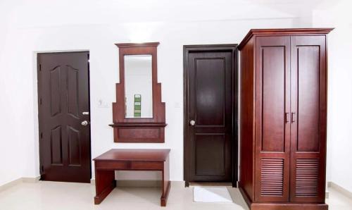 Kochi Hotel | Hotel Centre Point