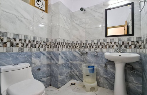 Jadrangal Hotel | Hotel Chand Himalayan Brothers