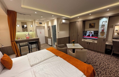 Gellert Hill Hotel | Hotel Charles
