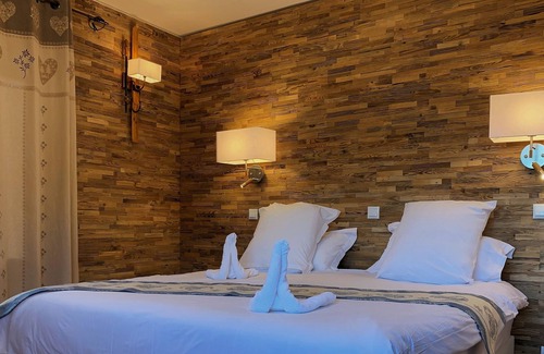 Saint-Etienne-de-Tinee Hotel | Hotel Chastellares