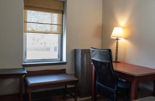 Dearborn Hotel | Hotel Chataura