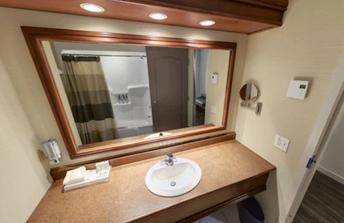 Cap-Blanc Hotel | Hotel Chateau Laurier Quebec