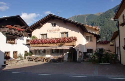 Tubre Hotel | Hotel Chavalatsch