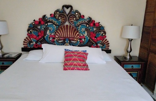Bernal Hotel | Hotel Chely