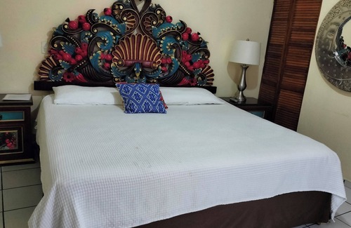 Bernal Hotel | Hotel Chely
