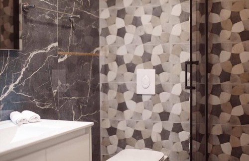 Shkoder Hotel | Hotel Chicago
