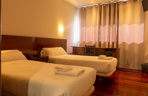 Gandara Hotel | Hotel Chip's Narón