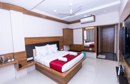 Kolhapur Hotel | Hotel Chiranjeevi Kolhapur