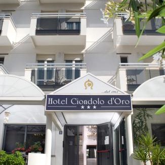 Torre Pedrera Hotel | Hotel Ciondolo D'Oro 5 minuti da Rimini Fiera con parcheggio gratuito