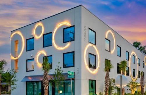 North Charleston Hotel | Hotel Circulo - Park Circle - Suite 220