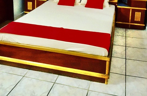 Zona Leste Hotel | Hotel City